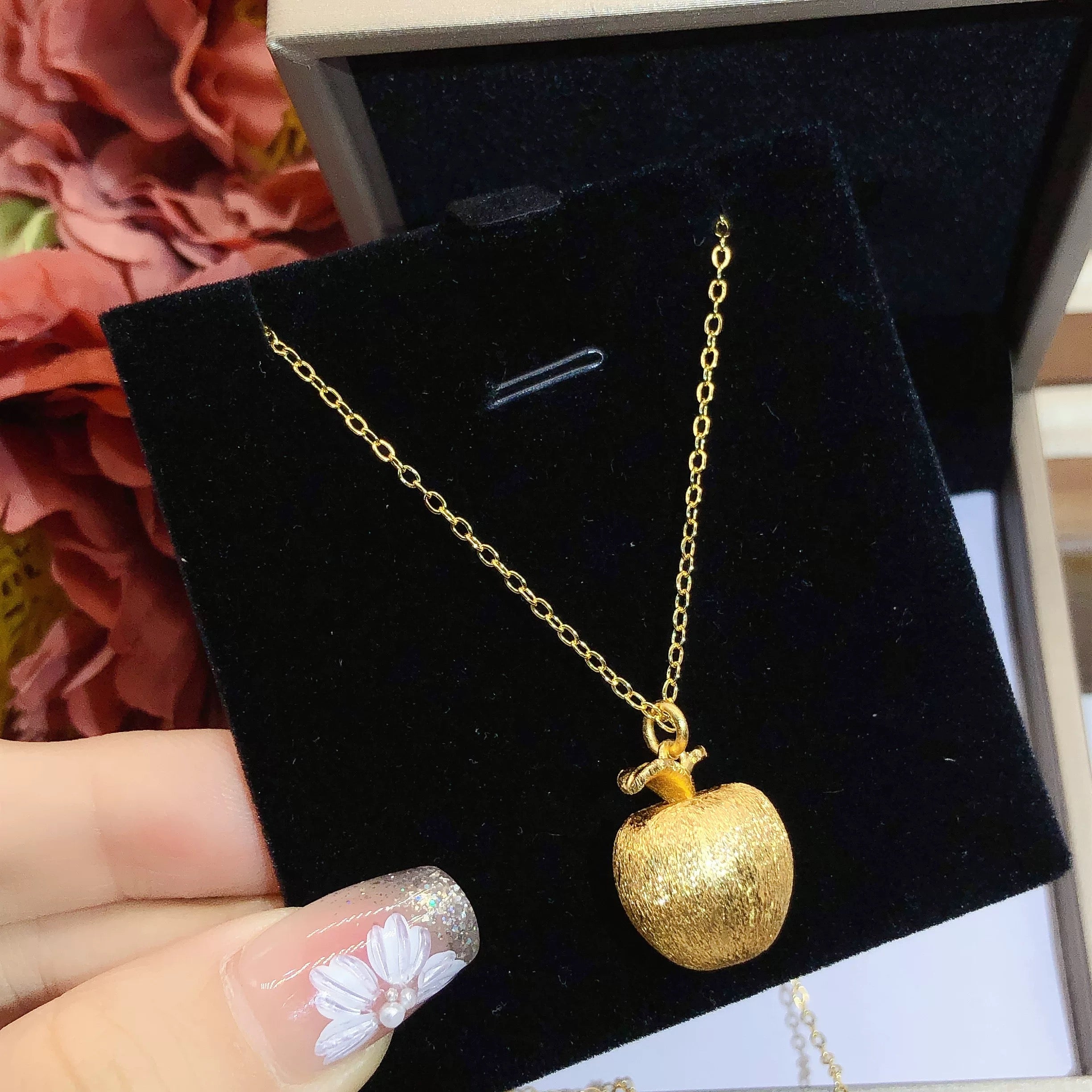 14K Gold Apple Pendant Necklace